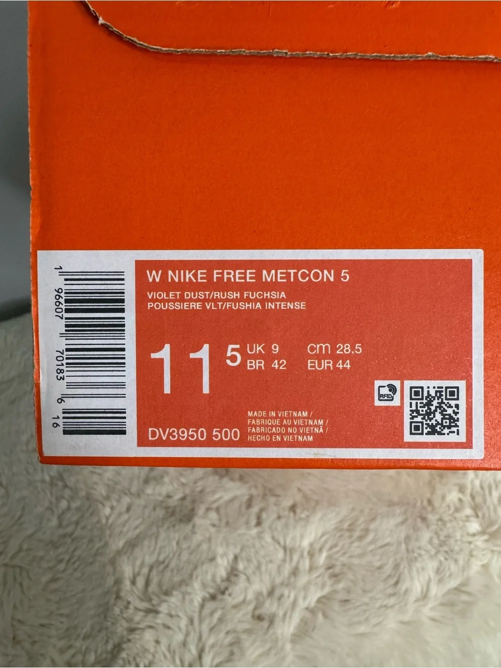 New Women’s Nike Metcon 5 - Size 11.5